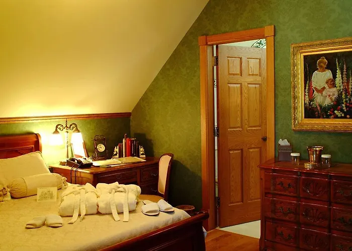 Nagle Warren Mansion Bed & Breakfast