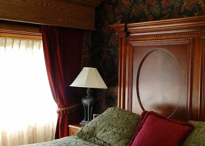 Nagle Warren Mansion Bed & Breakfast